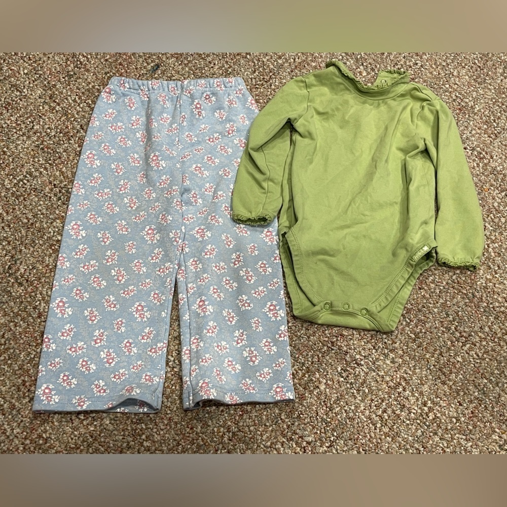 🌼4/$25🌼 Baby 24 Month Outfit Set